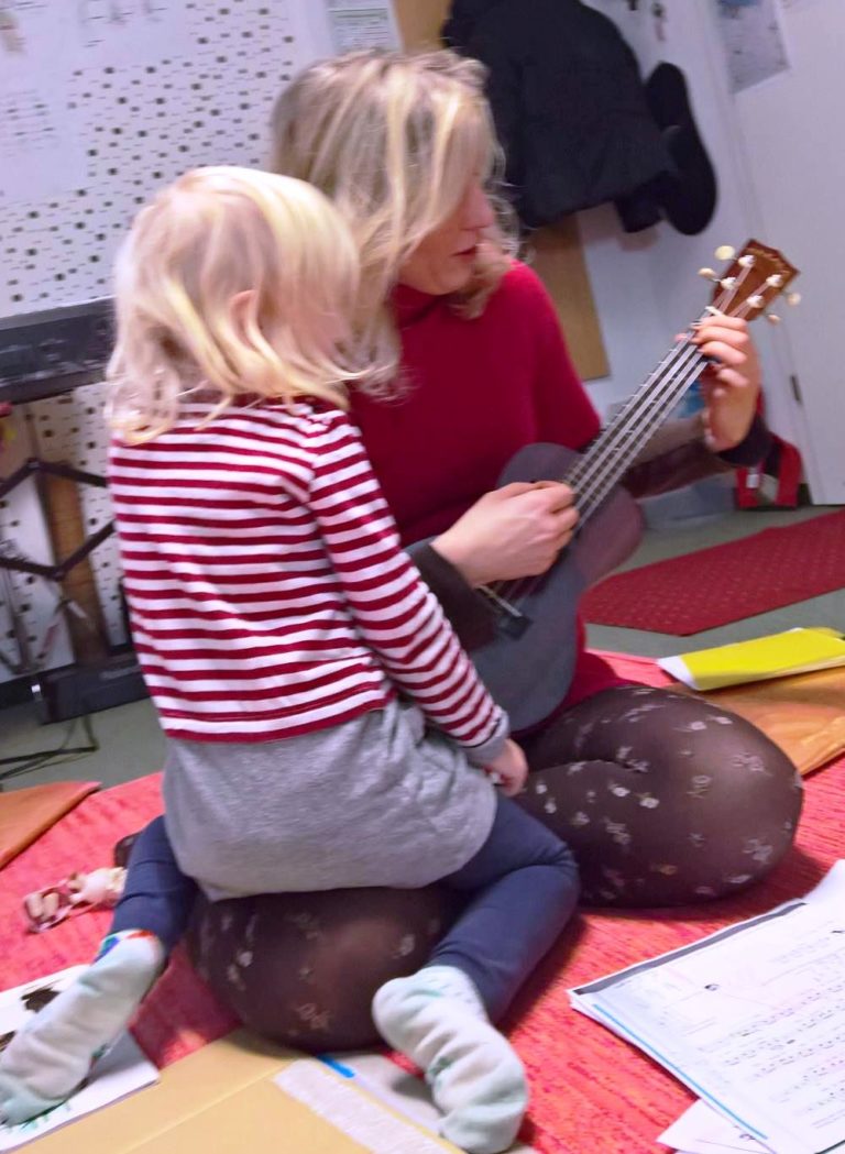Eltern-Kind Ukulele Unterricht